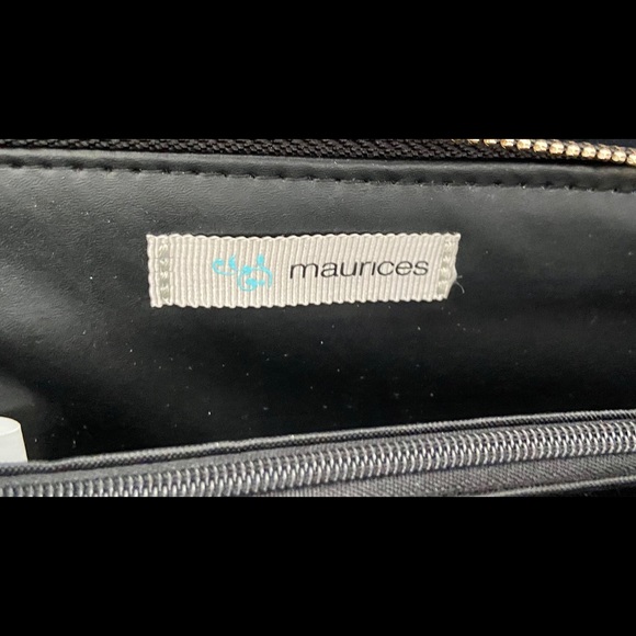 Maurice’s Pocket Book - Picture 4 of 8